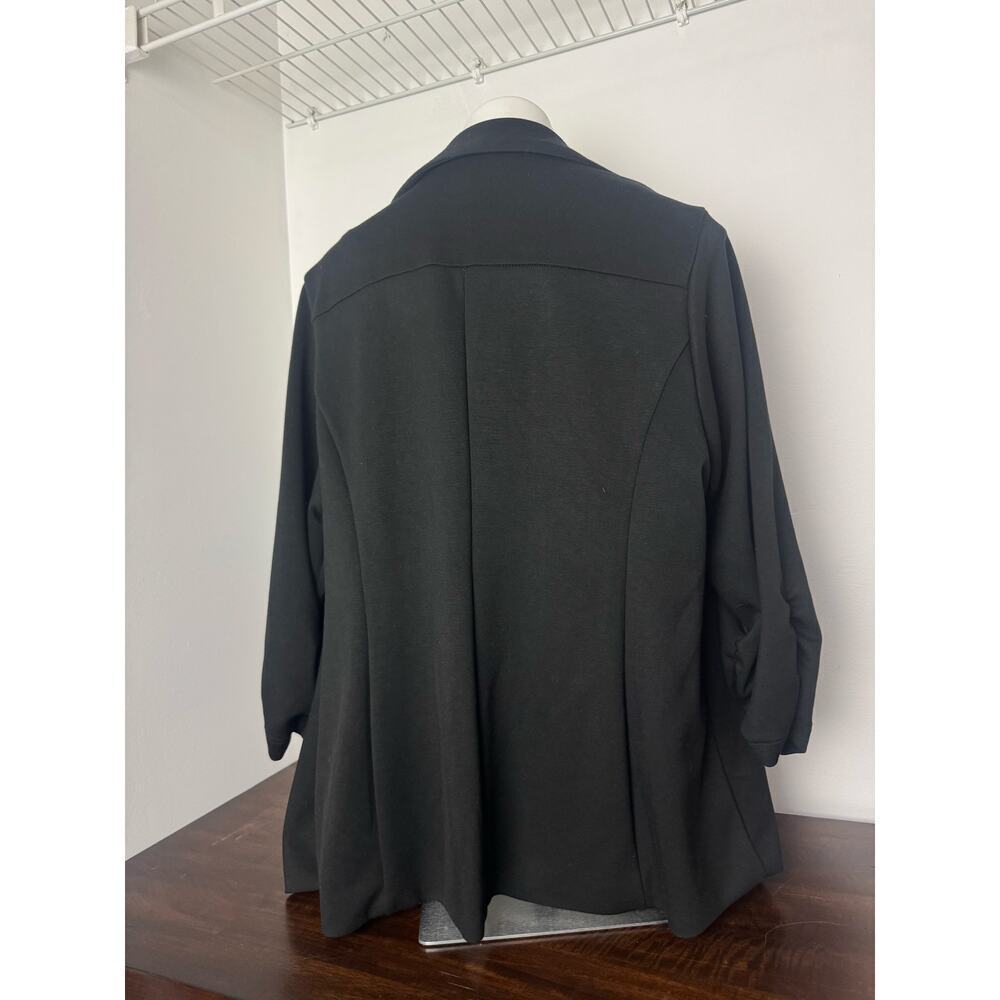 Torrid Black 3/4 Sleeve Blazer, Single Button, Soft, Stretchy Size 3 NWOT - Picture 5 of 10